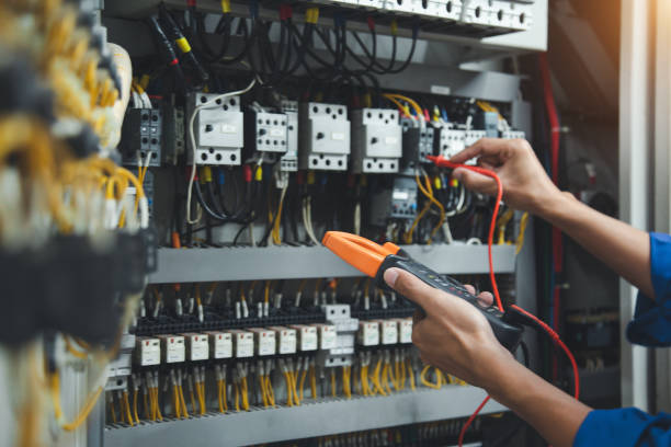 Best Electrical Outlet Repair  in Maywood, CA